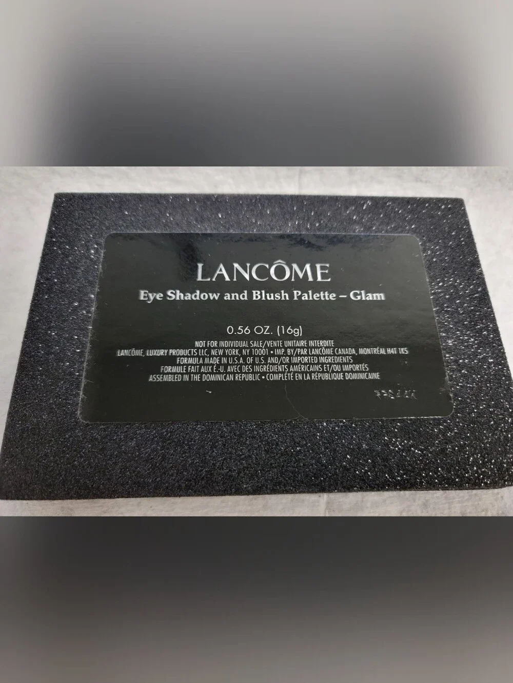 NWOB-Lancôme Eye Shadow & Blush Palette Glam-(will include a couple new brushes)